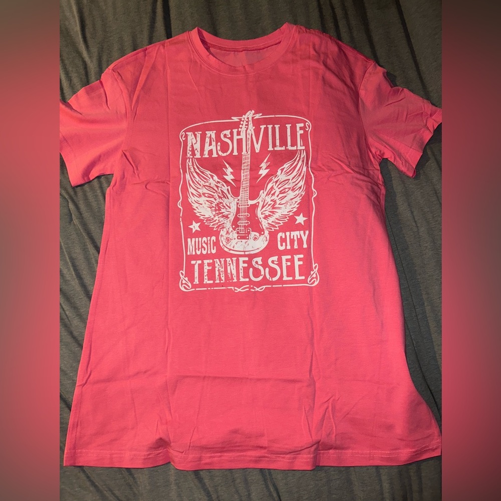 Brand new- Women’s graphic Nashville tee, coral pink colored shirt